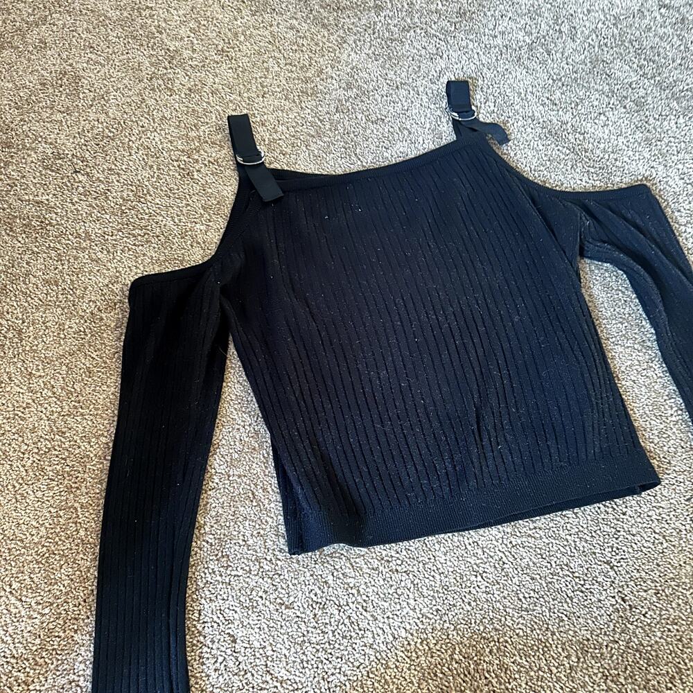 Topshop Ribbed‎ Cold Shoulder Top - Picture 5 of 5